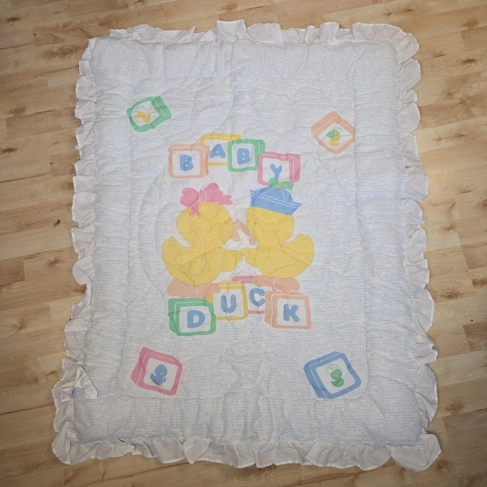 Vintage 1986 Baby Dreams Ruffle Crib Quilt Duck Alphabet USA Made Unisex‎